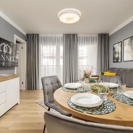 Apartmán View Z Calorocznym Basenem - Baltic Apartments-sannel For Rent *