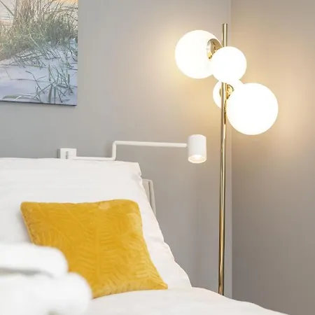 View Z Calorocznym Basenem - Baltic Apartments-sannel For Rent 포비에로보