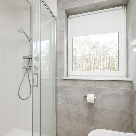 View Z Calorocznym Basenem - Baltic Apartments-sannel For Rent 포비에로보